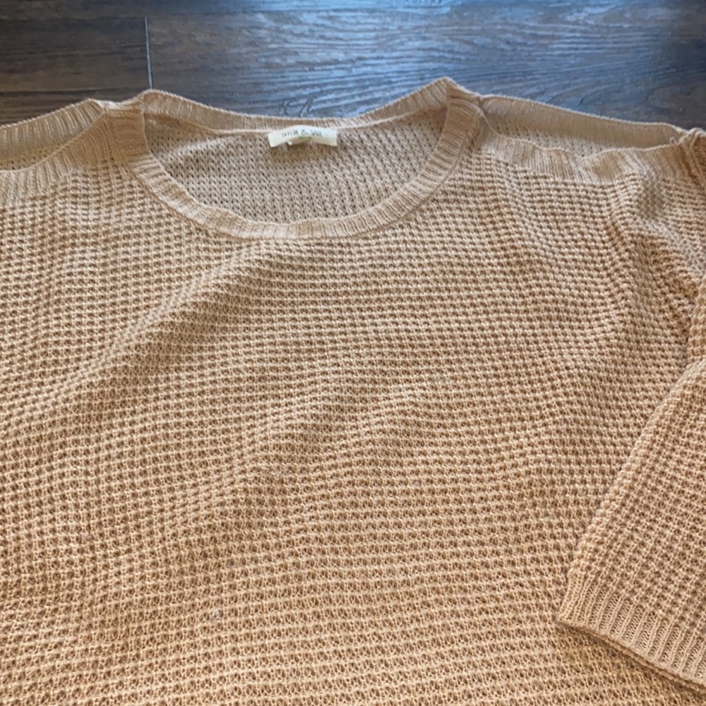 Tilly’s Sweater - Picture 3 of 9